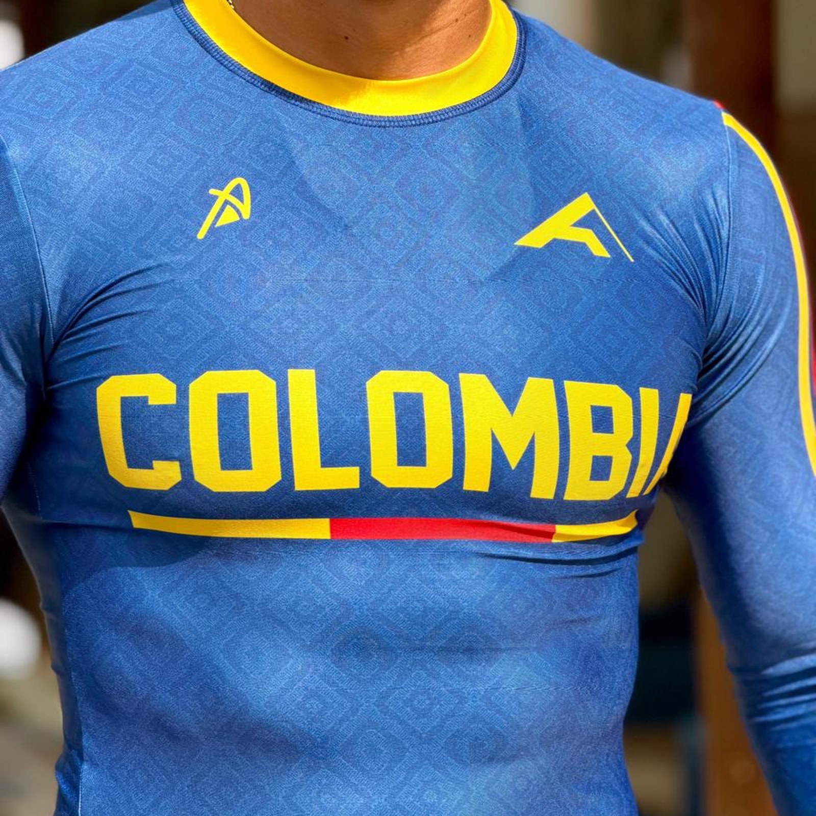blanco detalle Detalle del pecho camiseta Colombia Altor