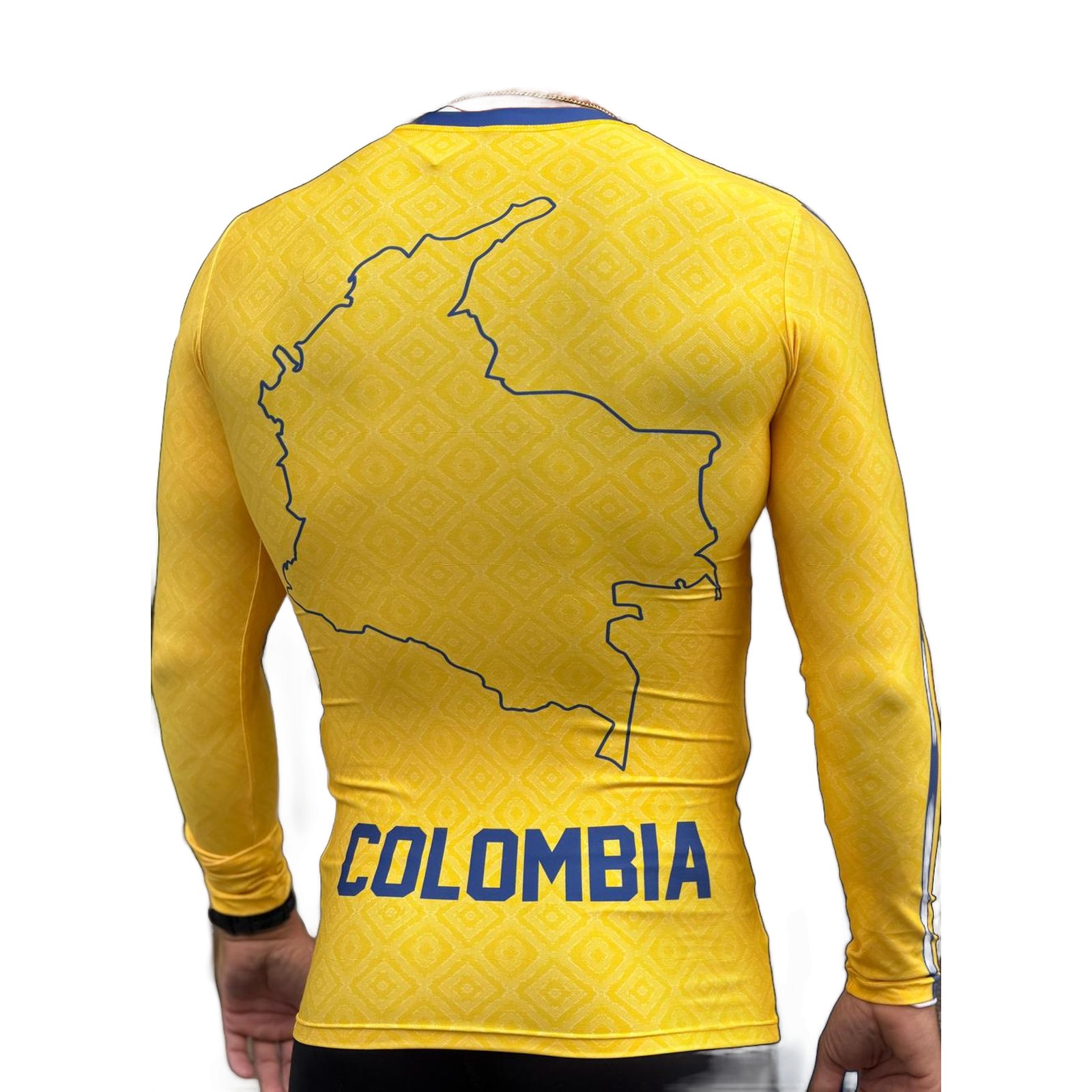 blanco espalda Espalda amarilla con mapa de Colombia camiseta Altor