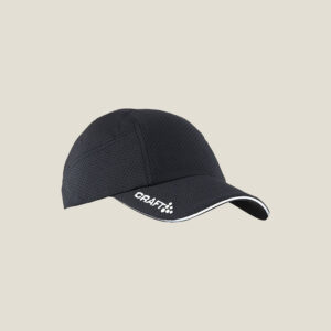 Gorra para correr Craft Running Cap negra vista de frente con logo Craft